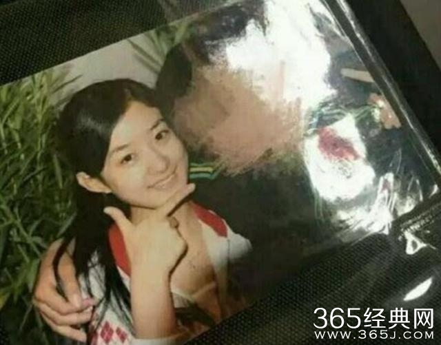 你看过当红小花们的中学照片吗？除了郑爽基本都是校花级别！