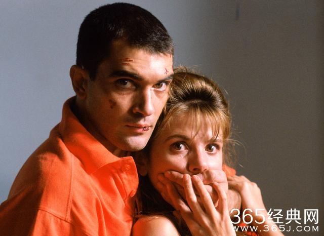 这9部看着让人压抑的“禁室囚禁”电影！