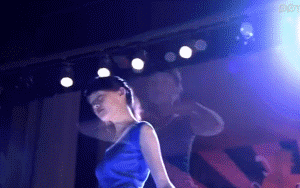 小花里跳舞最好的是刘诗诗、胖迪，舞姿最蠢萌的居然是赵丽颖