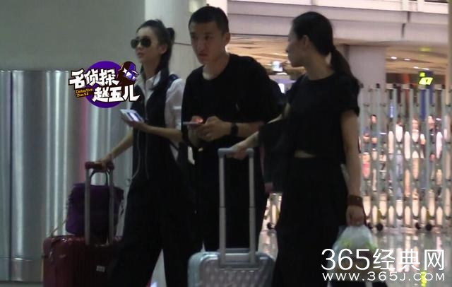 佟丽娅女汉子娇惯男助理 心急回家想抱娃