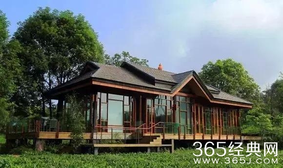 主题庄园创造6个国家级发展典范？ 马云和李连杰慕名前来考察