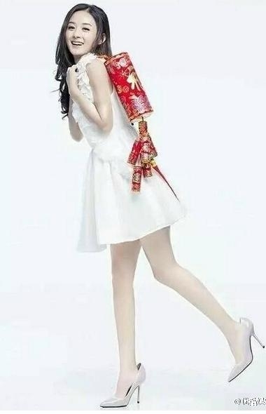 说好的赵丽颖《金星秀》换成了刘嘉玲，网友：没找到合适的鞋子？