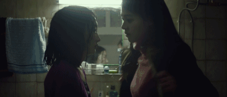 电影精灵，电视剧弱智，周冬雨也有小荧屏不适症？