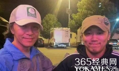 因一部致敬短片与周星驰结缘，星爷说“尸体我演，你演个好角色”