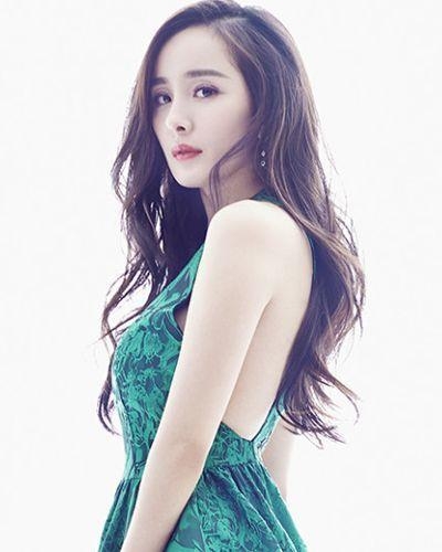 15岁学戏曲，曾和杨幂姐妹情深，今成赵丽颖的首位闺蜜，长这样