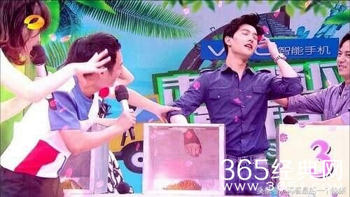 杨洋快乐大本营表现被批做作猥琐，粉丝心疼其咳嗽仍下水