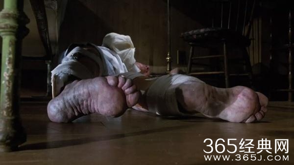 这9部看着让人压抑的“禁室囚禁”电影！