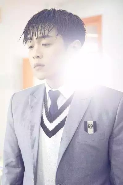 “丑帅派”代表人物里面，张若昀拿个冠军没有问题