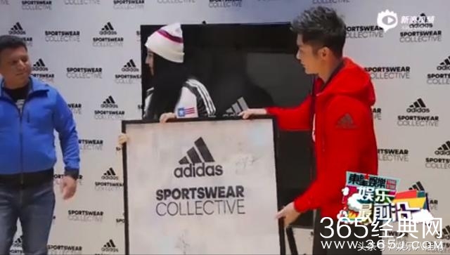 范冰冰西班牙获奖后语出惊人李晨登台尴尬 网友：冰冰你啥意思？