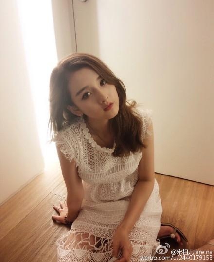 王俊凯的首部偶像剧 居然是跟她演情侣