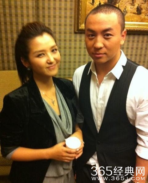 何洁释小龙为什么分手?释小龙与女子街头亲密照曝光