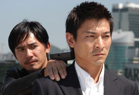 15岁辍学打工，红过周星驰演技超刘德华，8次得影帝，今仍拍戏