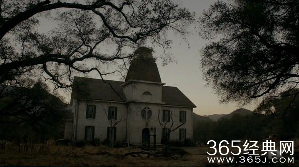 豆瓣8.3，这部史上最重口恐怖美剧，一回归就吓到我肝颤