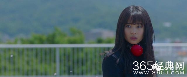 拜托别再找老腊肉演高中生了！校园青春片就该找嫩嫩哒95后去演