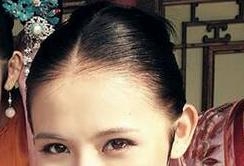 从发饰和眼睛你能认出《甄嬛传》中几个女演员，最后一个有点难。
