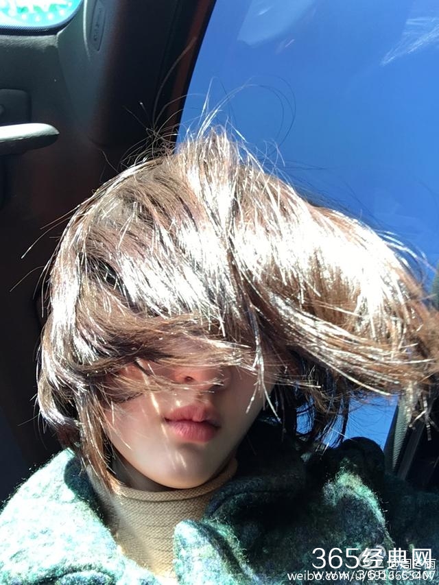 周冬雨的生活照，最后一张辣眼睛