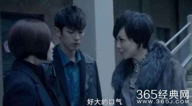 小时代里“雪姨”对她毫不留情！完全忘记他们也曾是“母女”