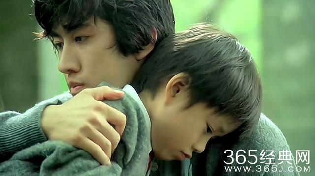 这个00后9岁获金像奖提名，和吴君如搭戏，李治廷也叹服他演技