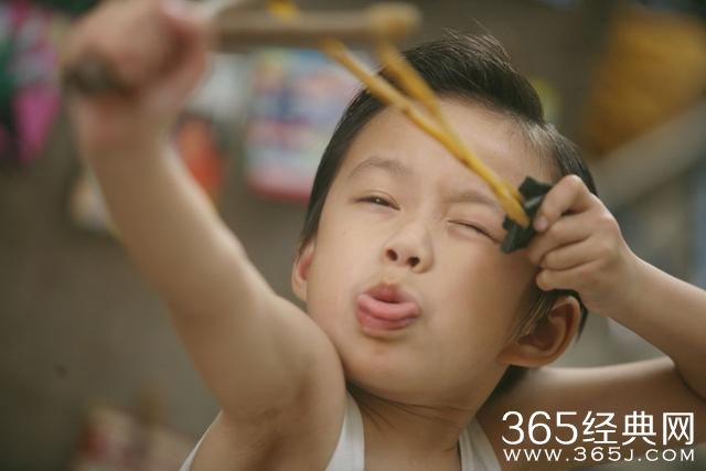 这个00后9岁获金像奖提名，和吴君如搭戏，李治廷也叹服他演技