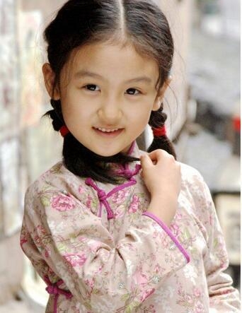 4岁出道的她颜值赛林妙可 演赵丽颖徒弟却被喷长残 如今成学霸