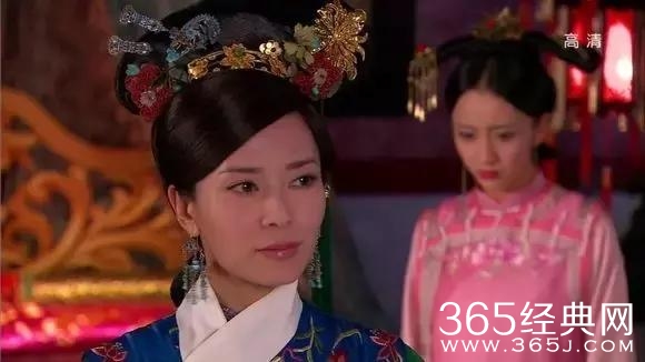 港姐出道，凭借《寻秦记》琴清走红，如今家庭事业双丰收