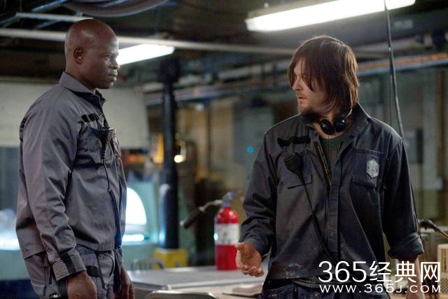 这10部末日求生的电影，压抑，刺激，热血沸腾！