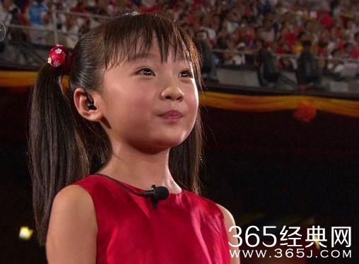 4岁出道的她颜值赛林妙可 演赵丽颖徒弟却被喷长残 如今成学霸