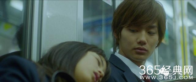 拜托别再找老腊肉演高中生了！校园青春片就该找嫩嫩哒95后去演