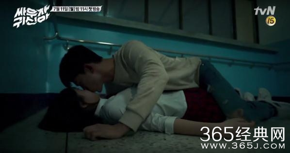 关晓彤不拍吻戏？What 如今00后都尺度全开