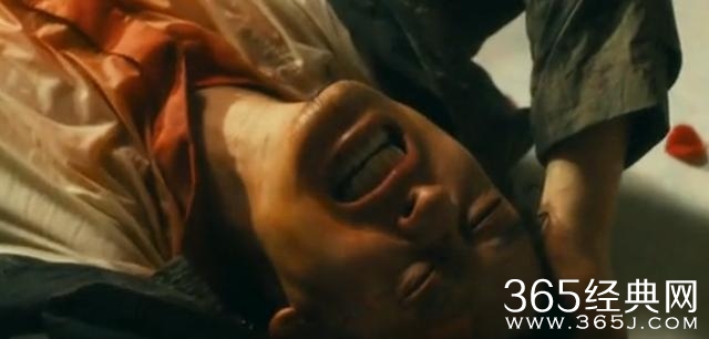 姐姐遭富二代“轮奸”，羞愤自杀！弟弟复仇：“血债血尝”！