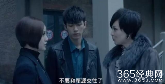 小时代里“雪姨”对她毫不留情！完全忘记他们也曾是“母女”