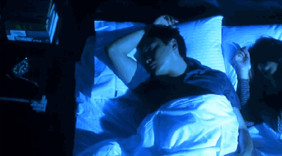 没骗你,看了这么多的电影,这部真的不适合晚上看!