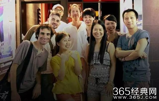 欧阳娜娜被华仔和黄晓明“左右护法”，这次是否能演技进步呢