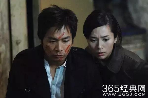 港姐出道，凭借《寻秦记》琴清走红，如今家庭事业双丰收