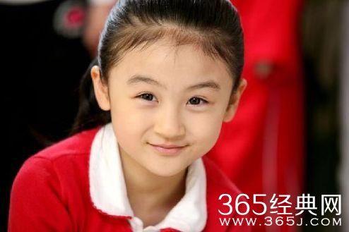 4岁出道的她颜值赛林妙可 演赵丽颖徒弟却被喷长残 如今成学霸