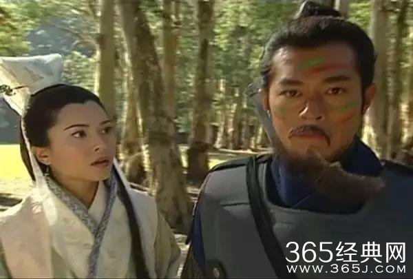 港姐出道，凭借《寻秦记》琴清走红，如今家庭事业双丰收