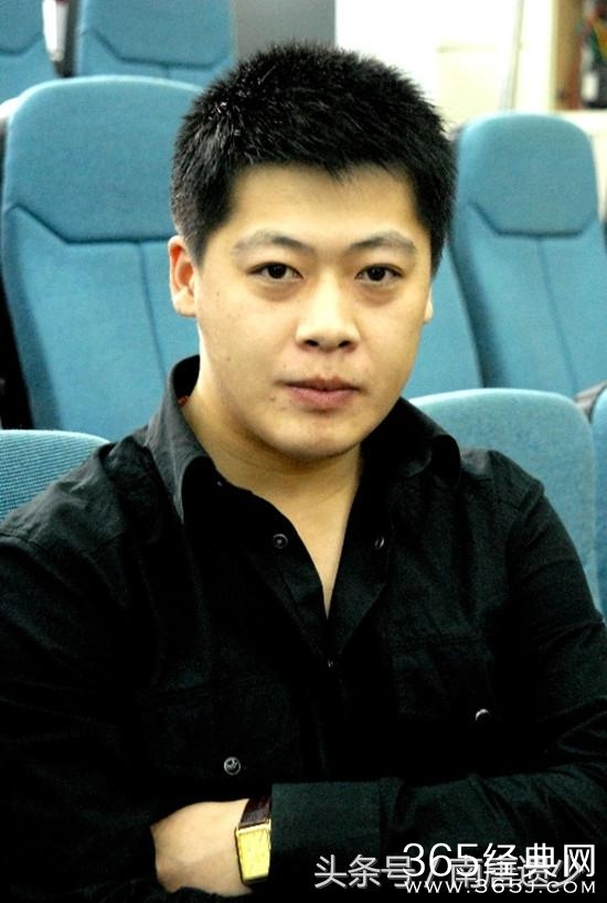 同时拜师赵本山，都曾经被力捧，如今一个片约不断，一个不见踪影