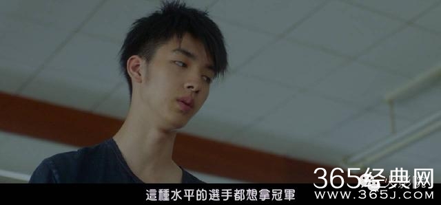 拜托别再找老腊肉演高中生了！校园青春片就该找嫩嫩哒95后去演