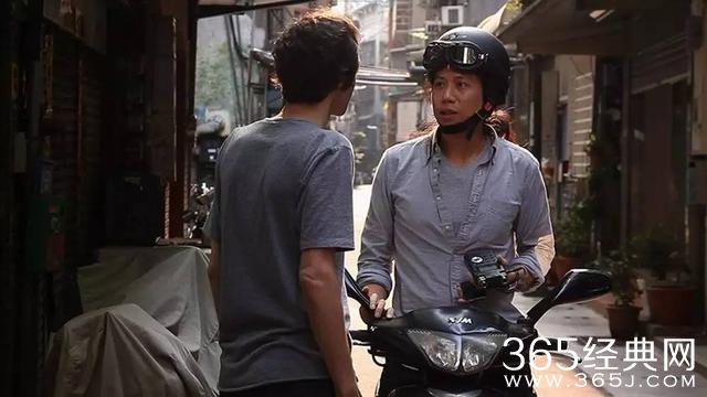 欧阳娜娜被华仔和黄晓明“左右护法”，这次是否能演技进步呢