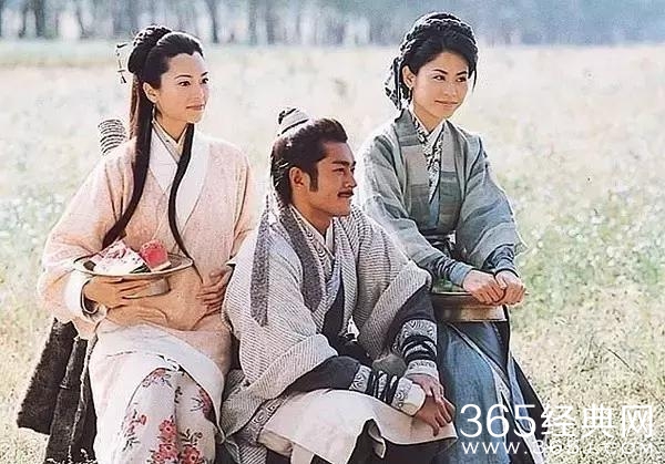 港姐出道，凭借《寻秦记》琴清走红，如今家庭事业双丰收