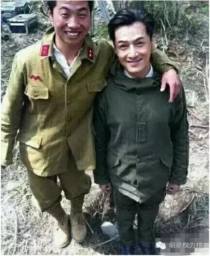 胡歌霍建华一米四阿娇一米二？！现在的摄影师大哥你们都肿么了！