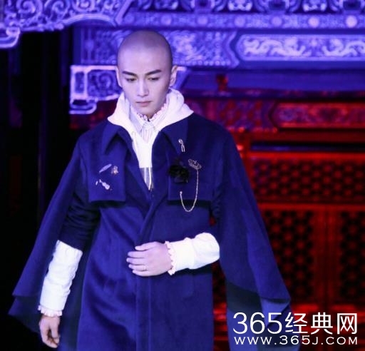 陈晓不就剃了一个光头，赵丽颖粉丝就“开撕”骂脏话了