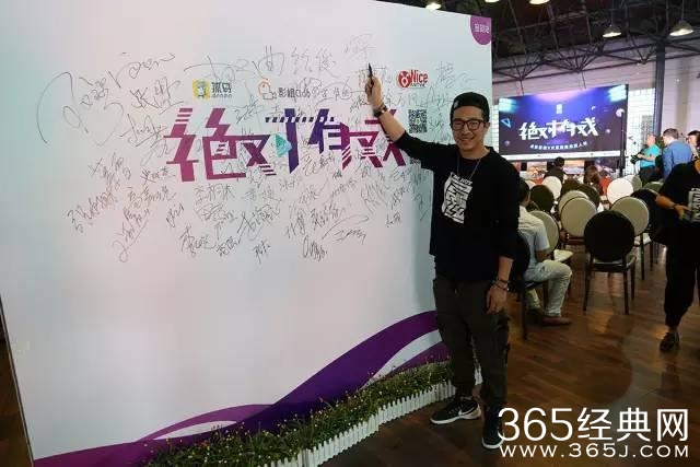 某女星惊曝选角内幕：都是关系户！如何一步做到不被潜也能爆红？