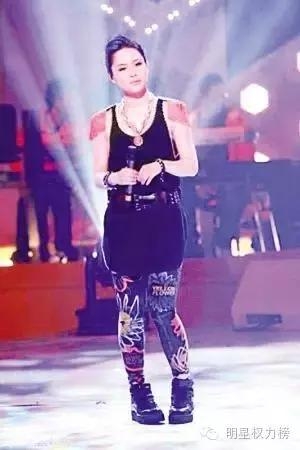 胡歌霍建华一米四阿娇一米二？！现在的摄影师大哥你们都肿么了！