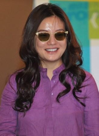 赵薇花千万也想毁掉的照片，没想到你是这样的赵薇！