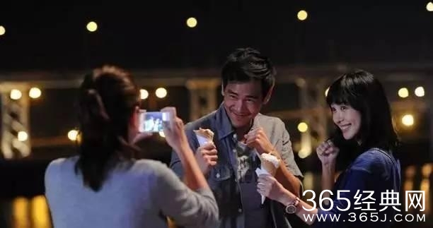 李菲儿高调晒“小男友”！演技颜值双飙升，不输baby？