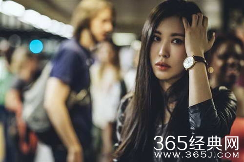 田朴珺索赔55万：文章导致王石“困局”