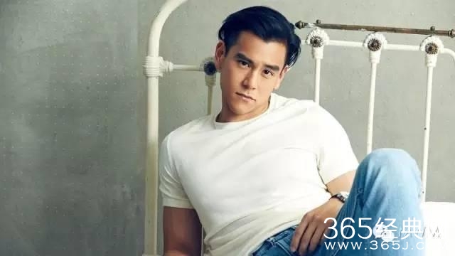 彭于晏明明可以做一个面瘫的美男子......