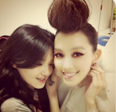 范玮琪晒与大S旧照庆生 网友直呼认不出