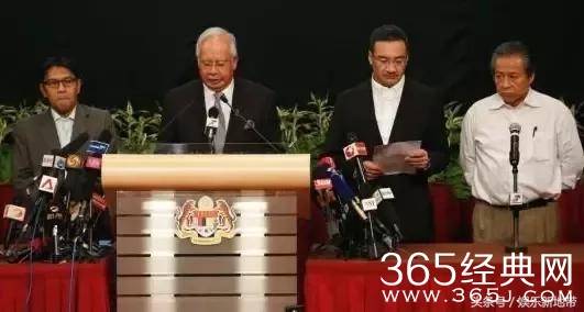 蒋敦豪帮助汪峰如愿上头条，子怡送温暖甘当陪衬却不小心撒了狗粮